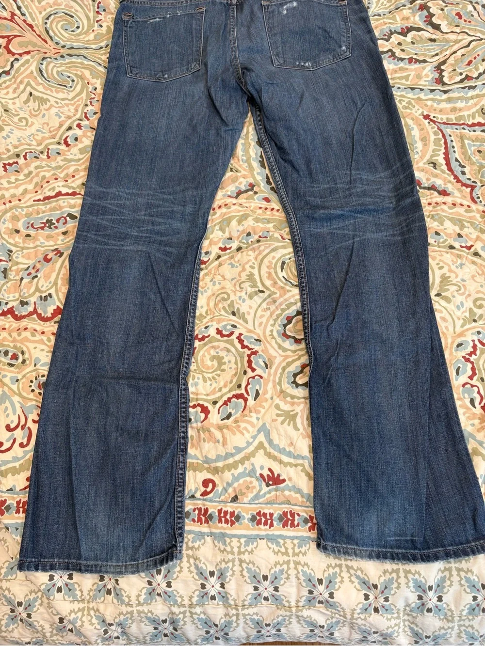 Men’s Distressed Blue Jeans - Classic Dark Wash Straight Leg 32 2009 EUC Vintage
